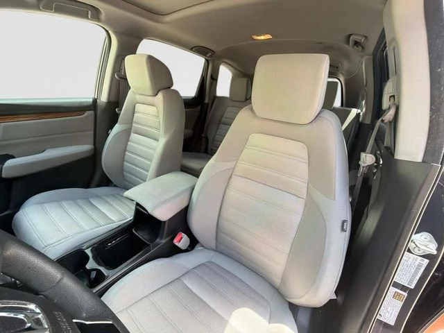 Used 2017  Honda EX image 23