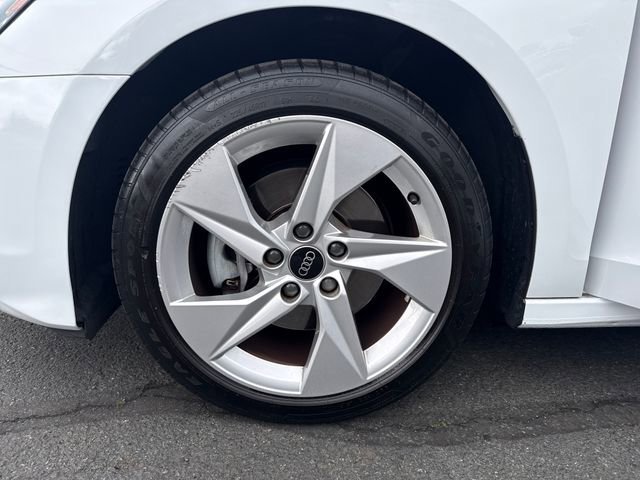 Used 2023 Glacier White Audi Premium image 23