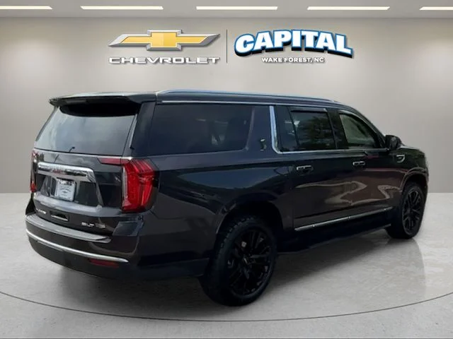 Used 2023 Silver GMC SLT image 5