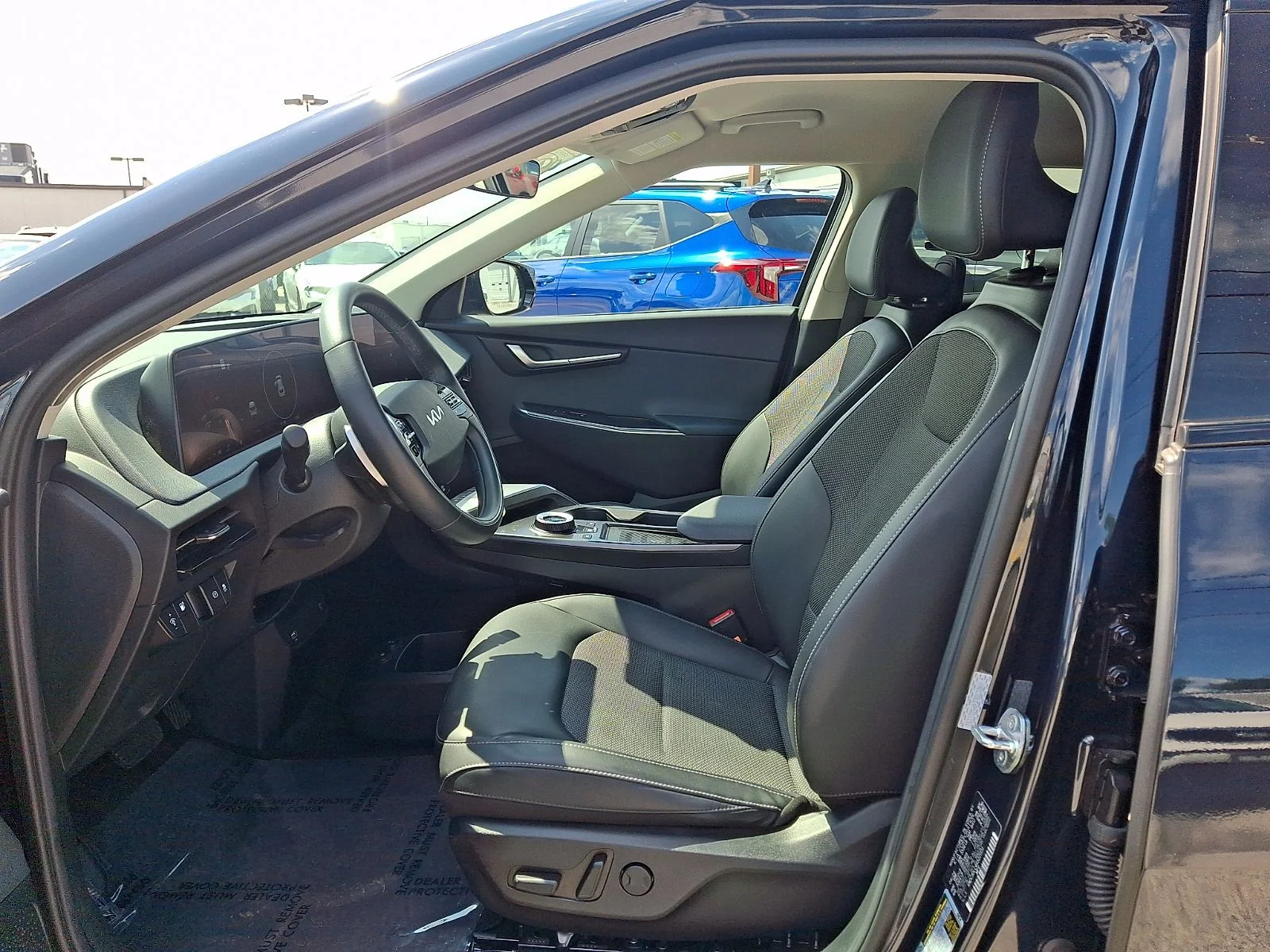 Certified Used 2024 Blue Kia Light image 13