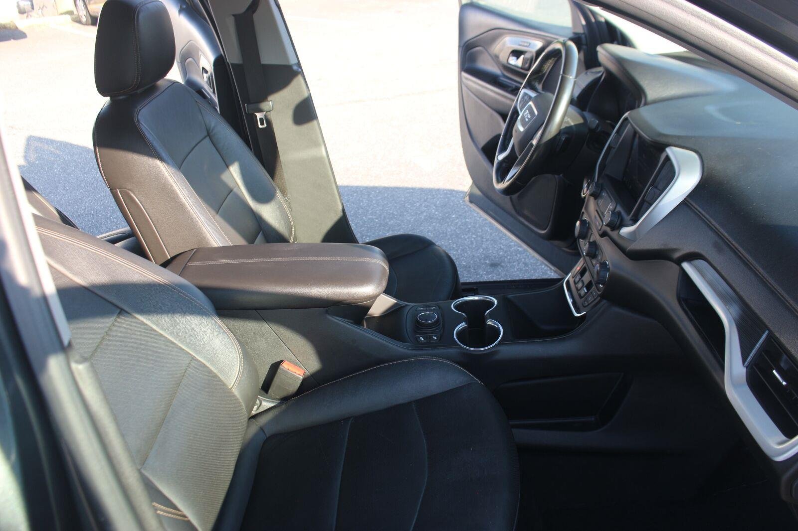 Used 2021 GRAPHITE GRAY METALLIC GMC SLT image 33