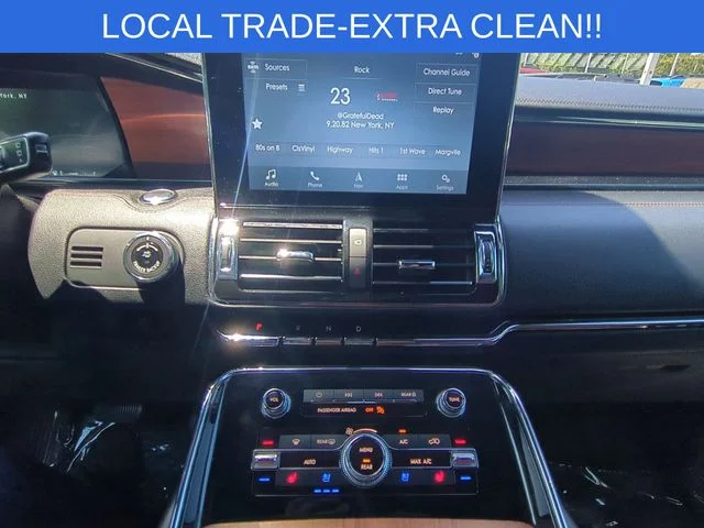 Used 2018  Lincoln Reserve image 24