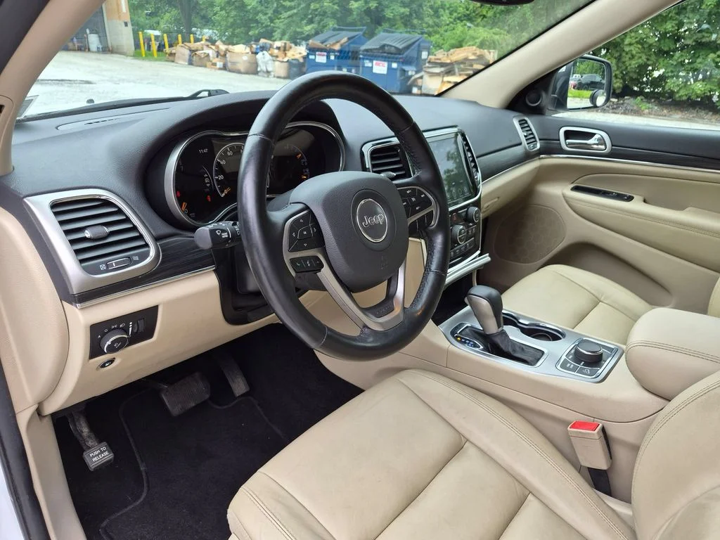 Used 2021 White Jeep Limited image 13