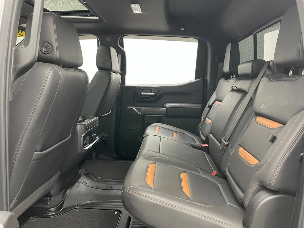 Used 2022 Summit White GMC AT4 image 40
