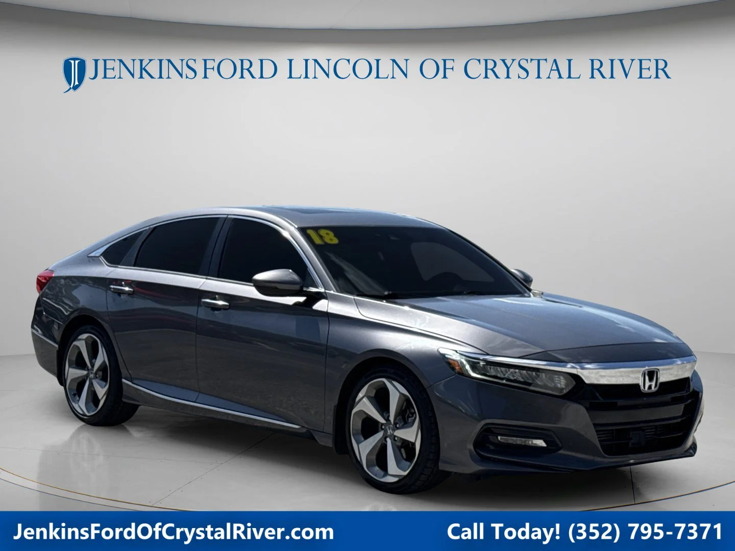 Used 2018 Crystal Black Pearl Honda Touring 2.0T image 1