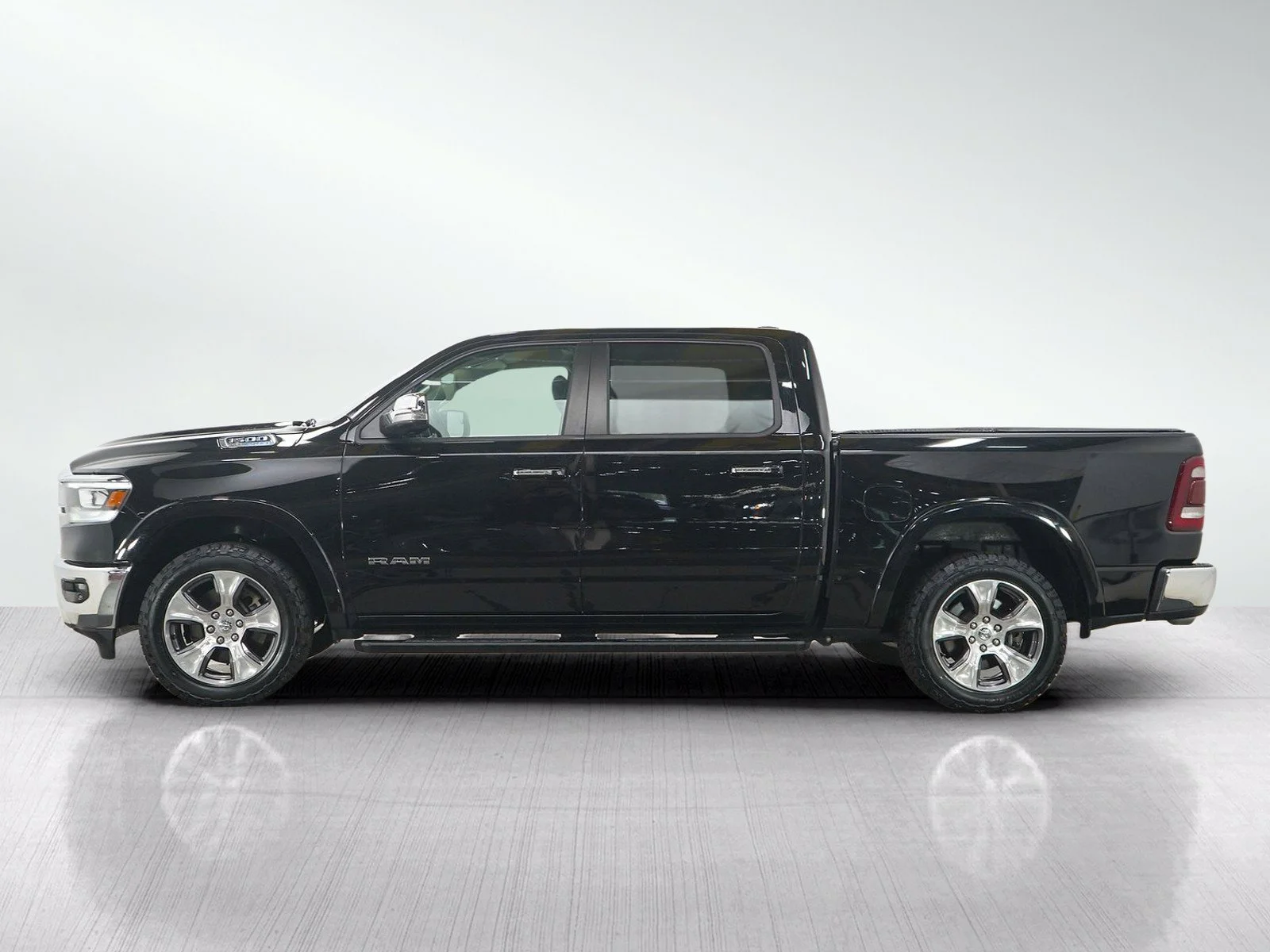 Used 2021 RAM Ram 1500 Pickup Laramie with VIN 1C6SRFJTXMN740097 for sale in Hopkins, Minnesota