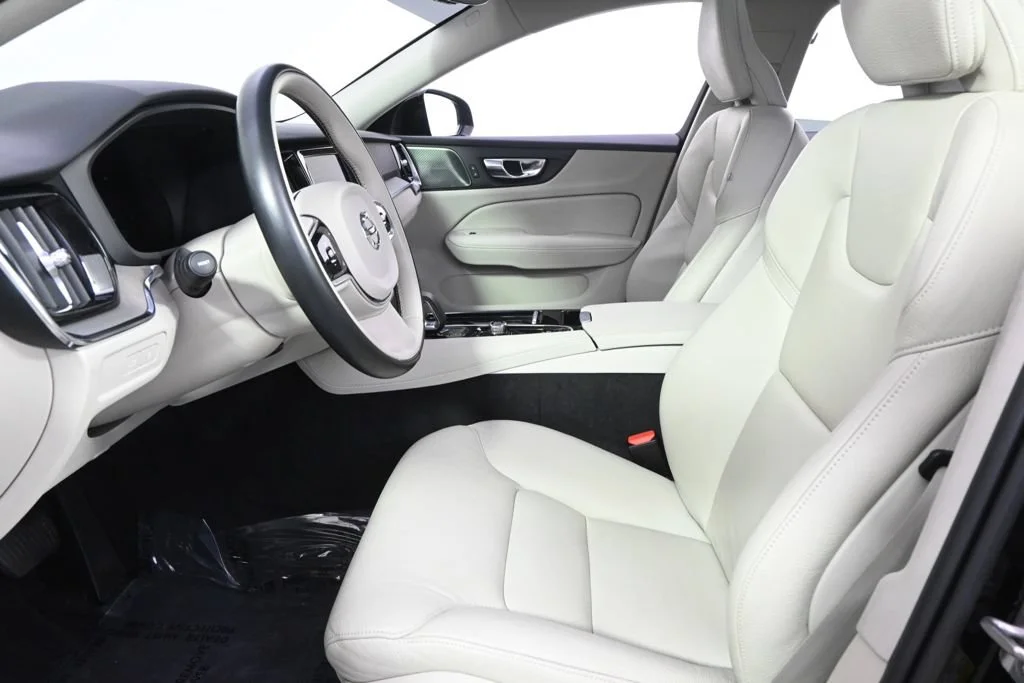 Used 2023 Black Volvo Plus Dark Theme image 13