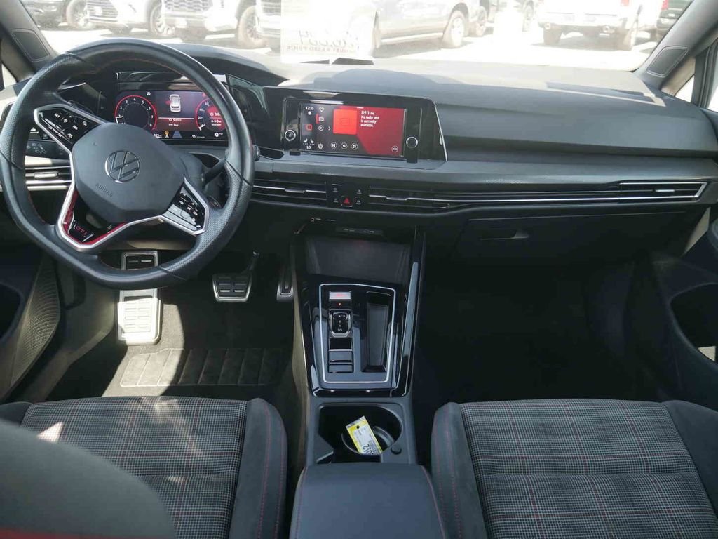Used 2024  Volkswagen 2.0T S image 5