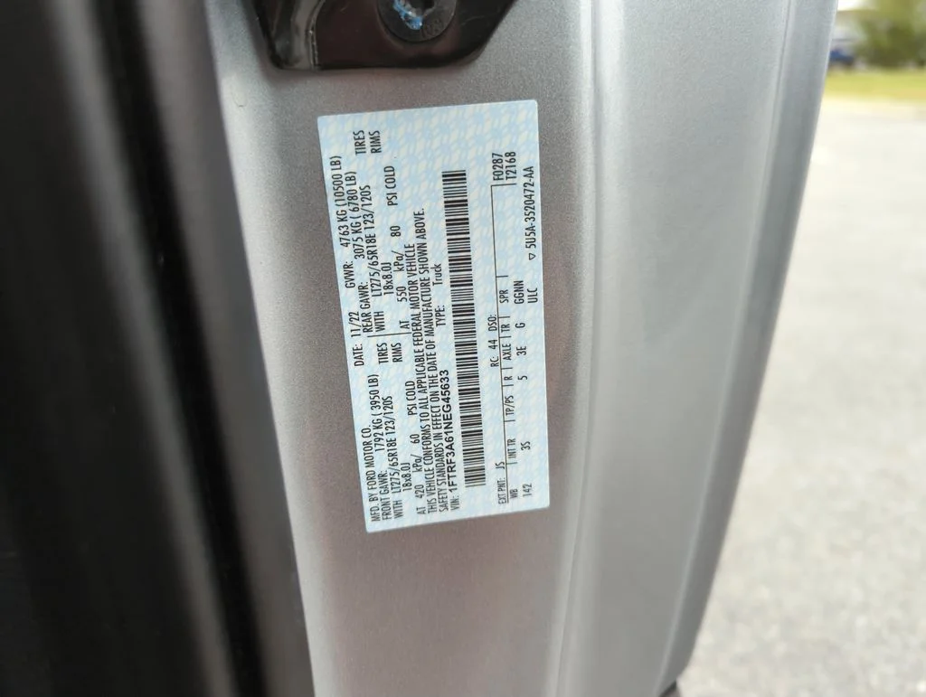 Used 2022 Silver Ford XLT image 32