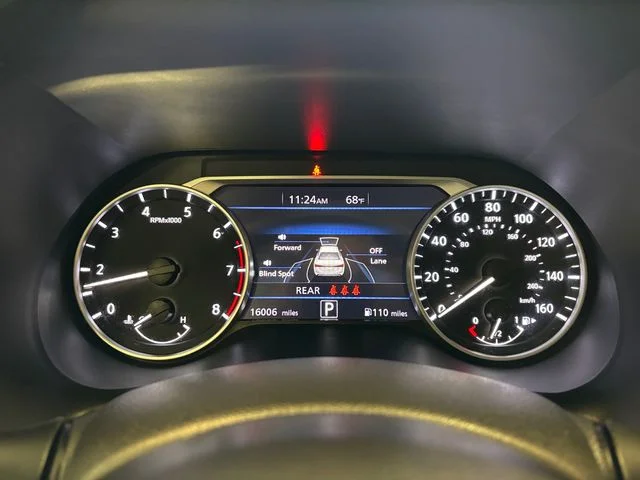 Used 2024 Gray Nissan SV image 17