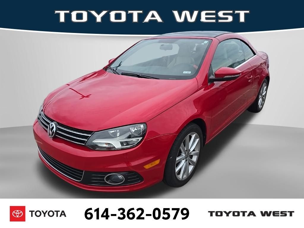 Used 2013 Red Volkswagen Komfort Edition image 3