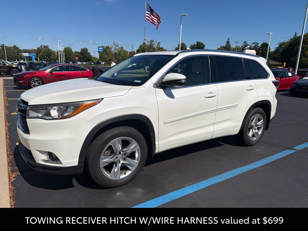 Used 2015 White Toyota Limited Platinum V6 image 3