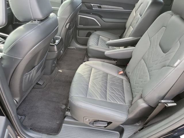 Used 2023 Ebony Black Kia EX X-Line image 27
