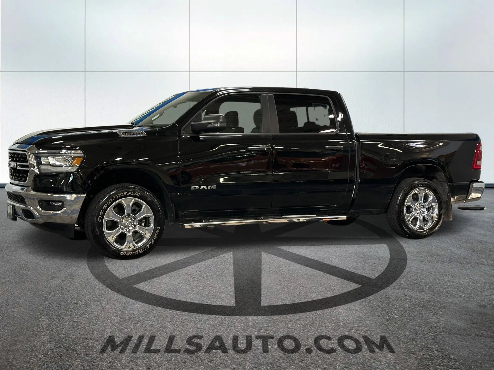 Used 2023 RAM Ram 1500 Pickup Big Horn/Lone Star with VIN 1C6SRFMTXPN522340 for sale in Brainerd, Minnesota