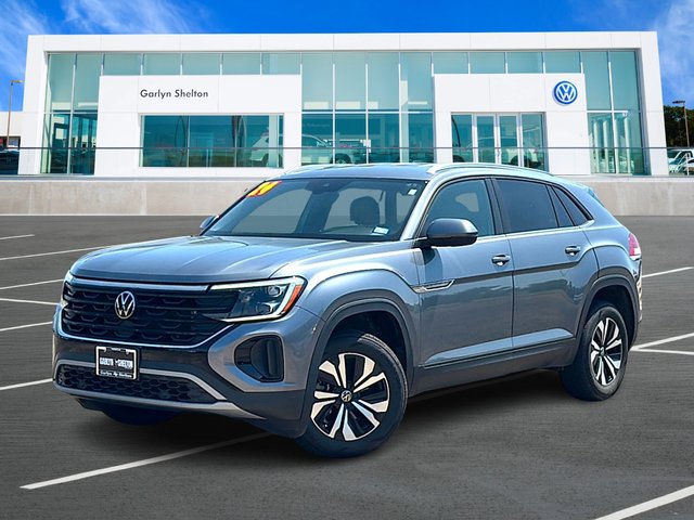 Pre-Owned 2024 Volkswagen Atlas Cross Sport 2L I-4 gasoline direct injection, DOHC, variable valve control, intercooled turbo, regular unleaded, engine with 269HP FWD 2.0T SE