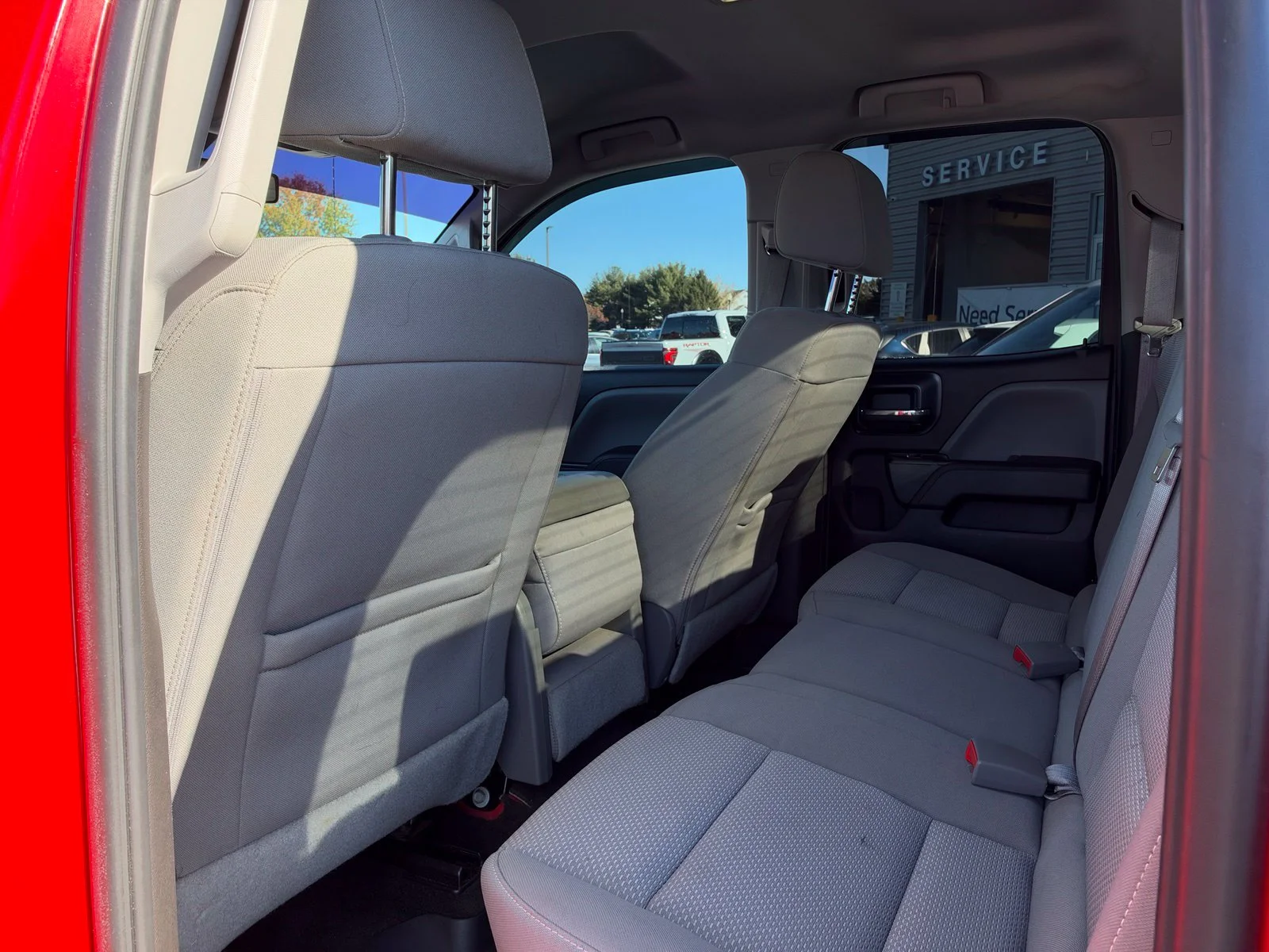 Used 2016 Red Chevrolet Custom image 46