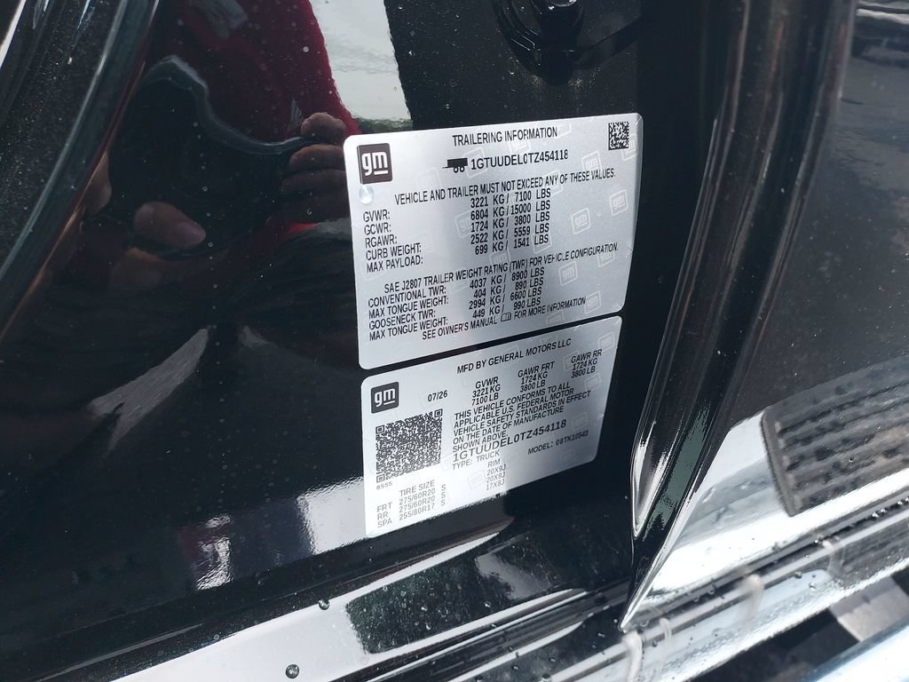 New 2026 Onyx Black GMC SLT image 24
