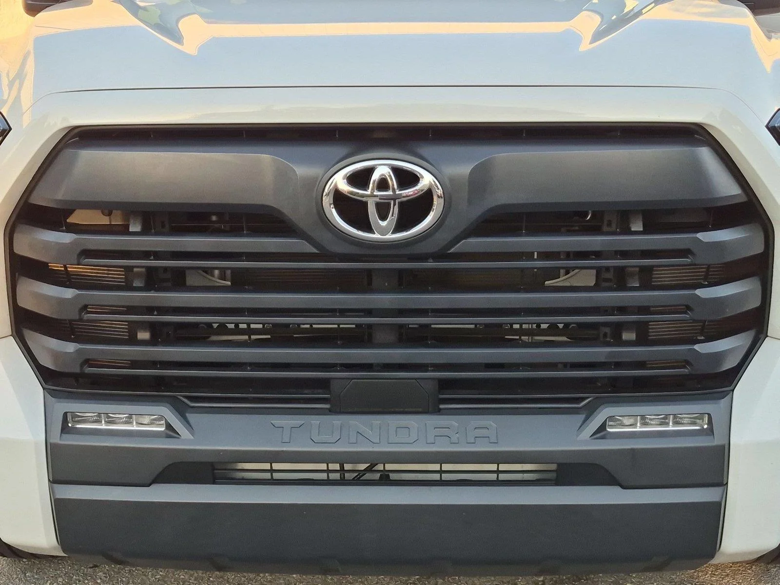 Used 2024 Ice Cap Toyota SR5 image 13