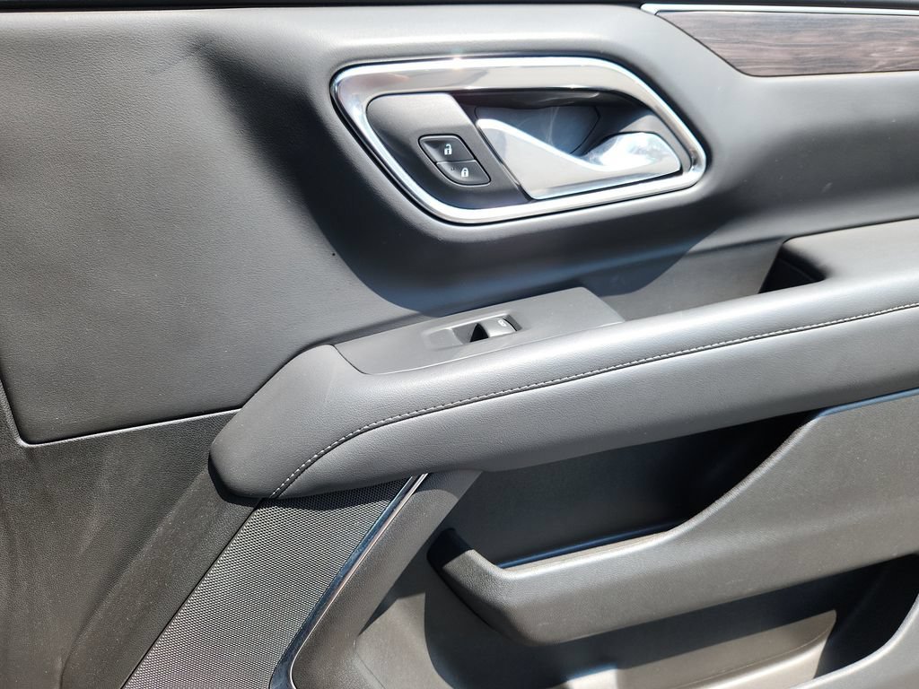 2023 Chevrolet Suburban Z71 - Photo 14