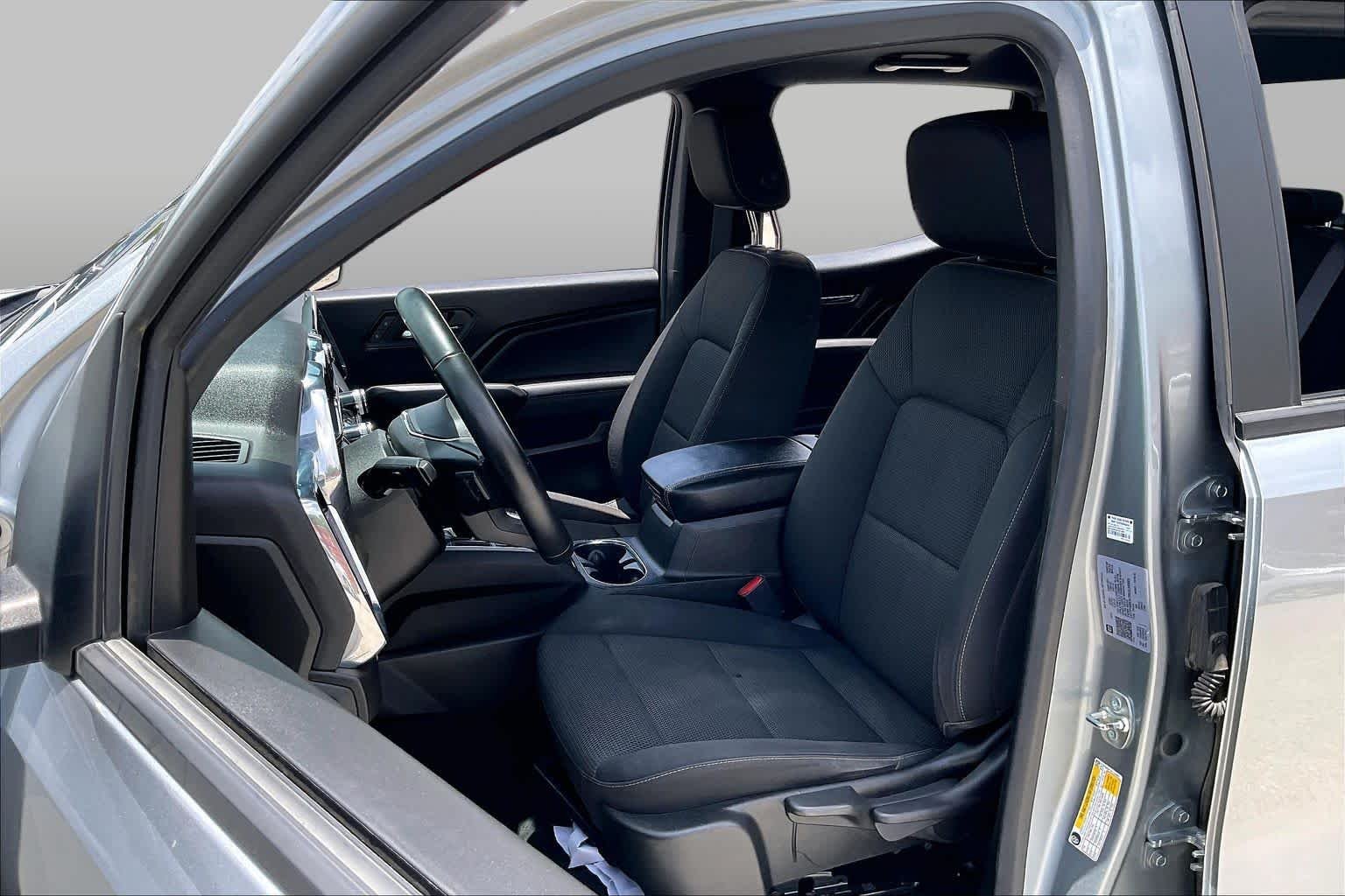 Used 2024 Sterling Metallic GMC Elevation image 8