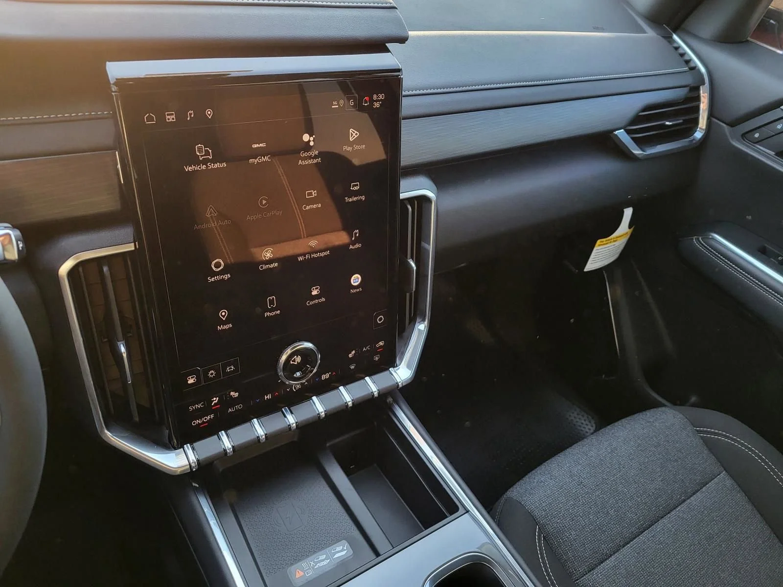 2026 GMC Acadia Elevation - Photo 8
