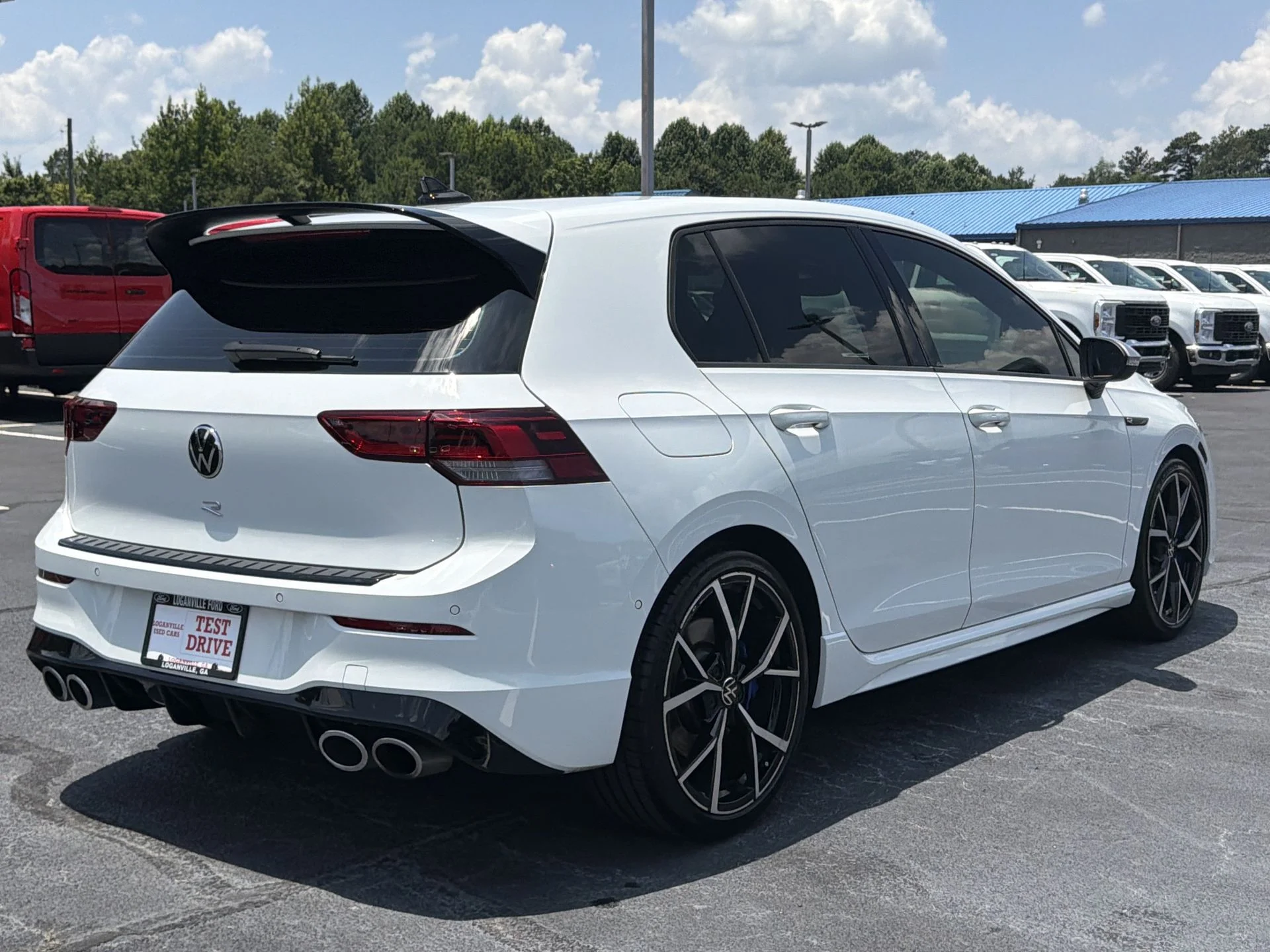 Certified Used 2022 Pure White Volkswagen 2.0T image 28