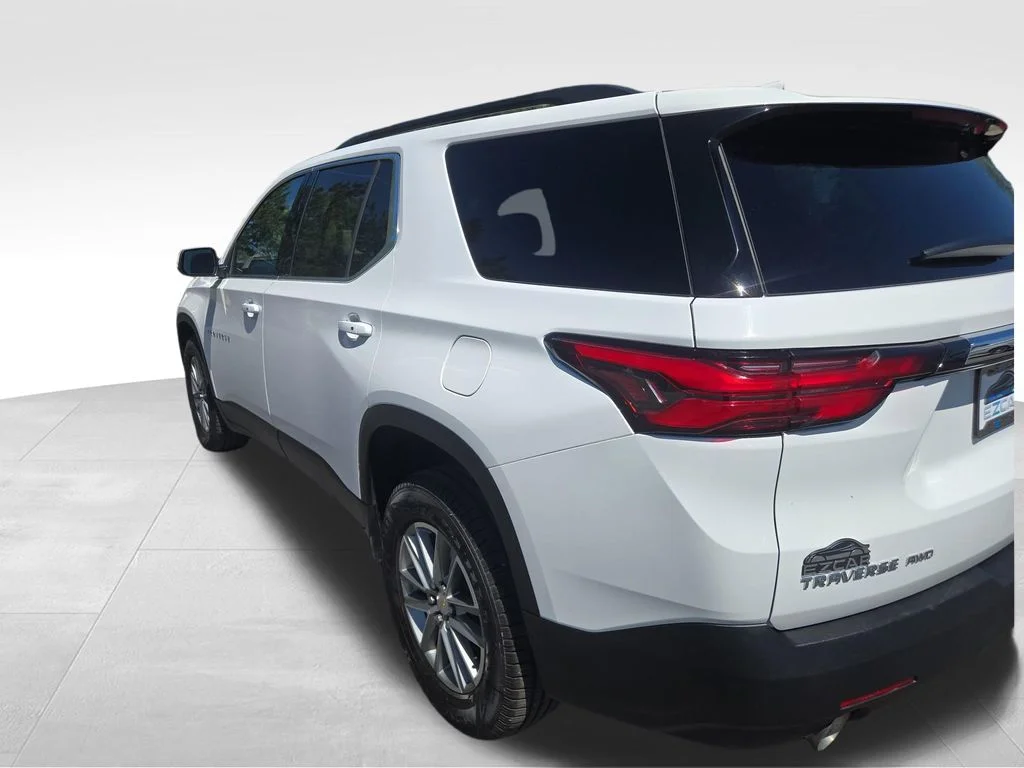 Used 2023 White Chevrolet LT image 13
