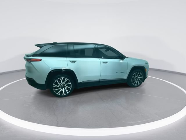 Used 2025 Silver Jeep Limited image 9