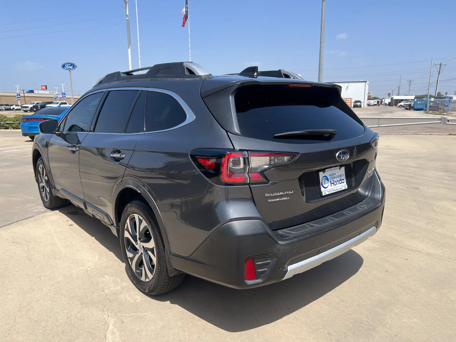 Used 2022 Gray Subaru Touring image 3