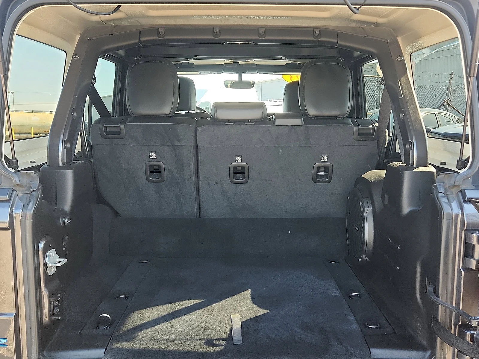 Used 2023 Gray Jeep Sahara 4xe image 28