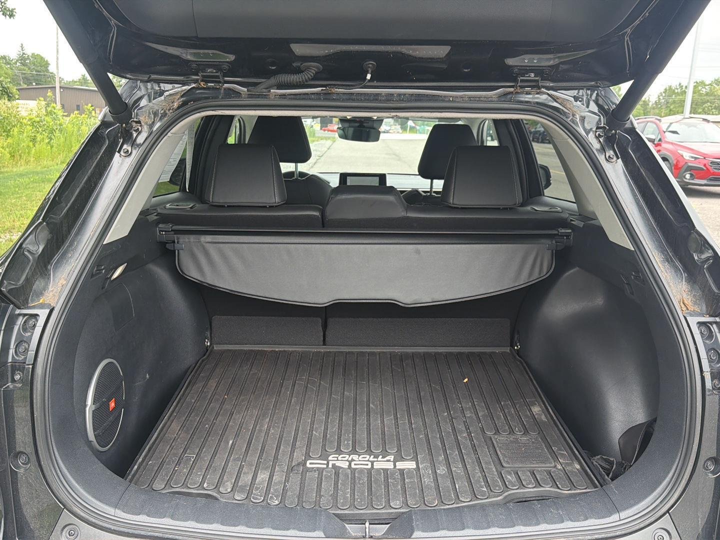 Used 2024 Jet Black Toyota XLE image 18