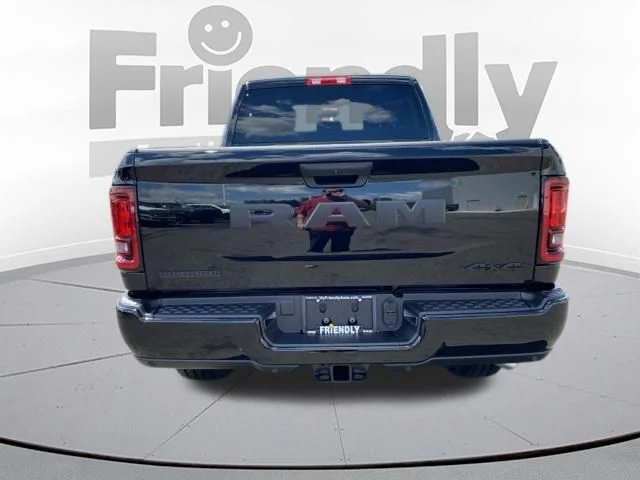 New 2026 Diamond Black Crystal Pearl-Coat Exterior Paint RAM Big Horn image 4