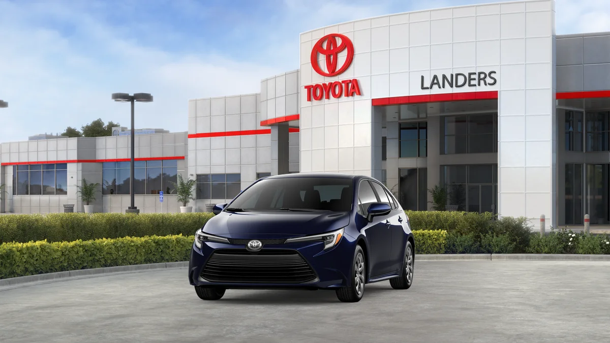 New 2026 Blueprint Toyota Hybrid LE image 18