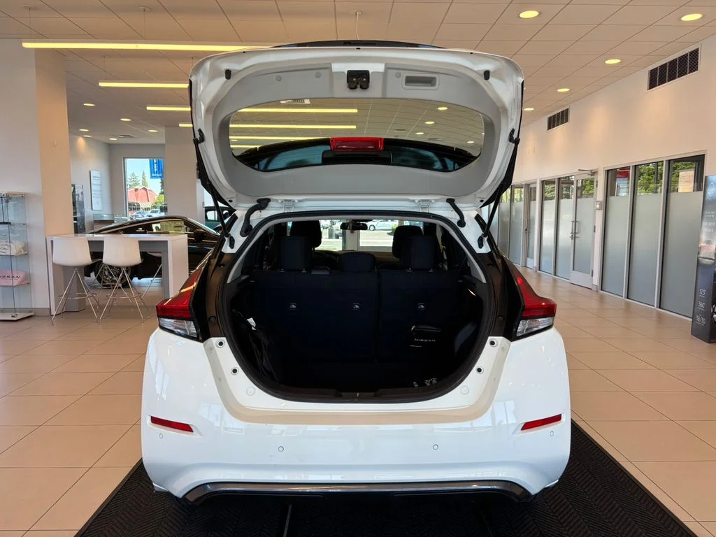 Certified Used 2024 White Nissan S image 7