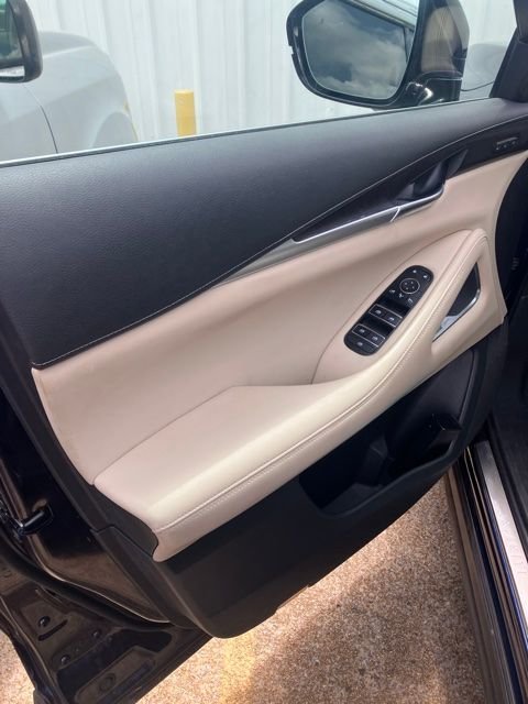 Used 2022 Blue INFINITI Sensory image 8