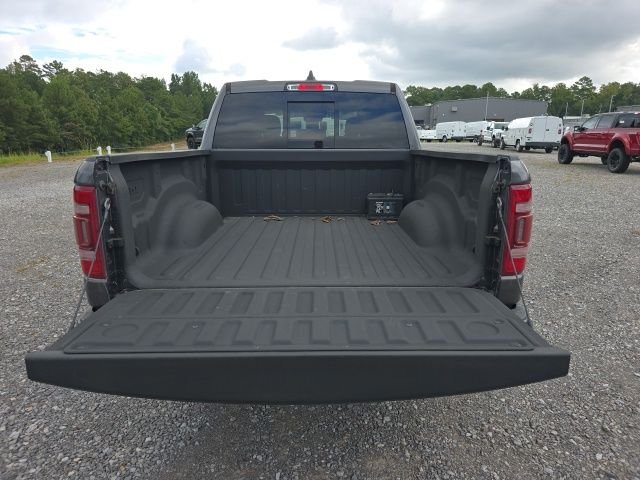 Used 2021 Granite Crystal Clearcoat Metallic Ram Laramie image 6
