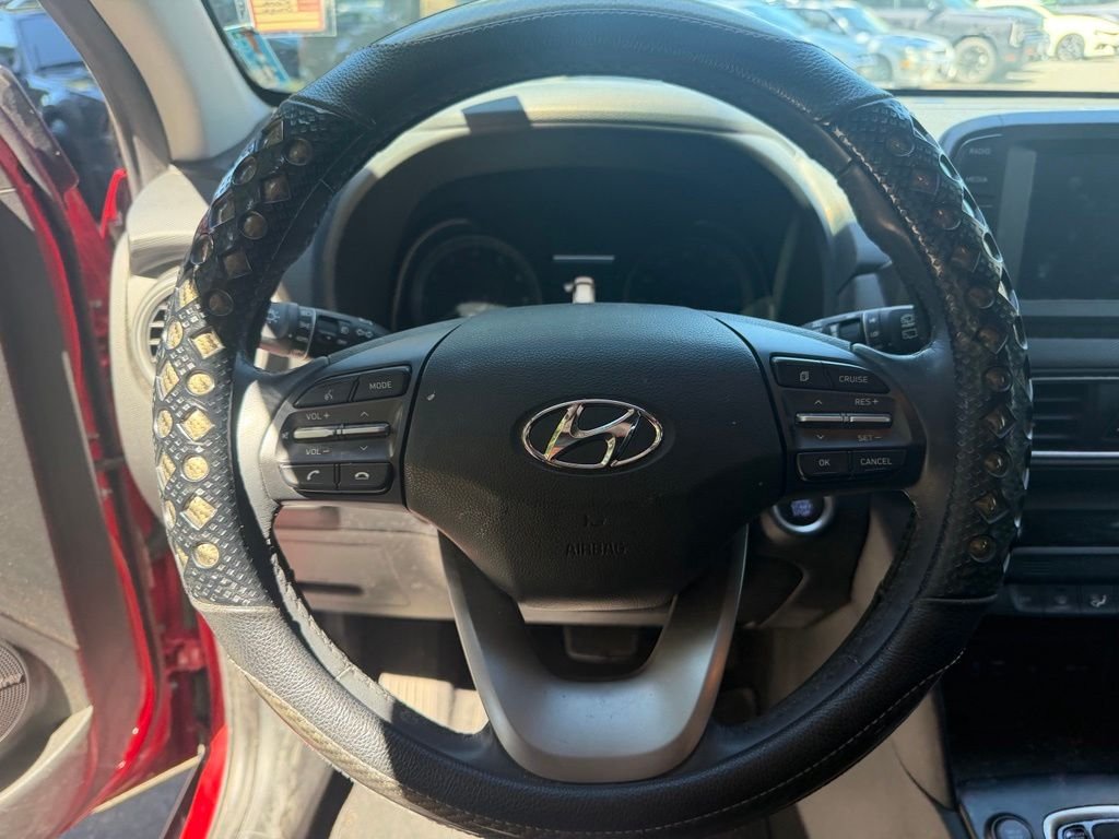 Used 2021 Pulse Red Hyundai Limited image 13