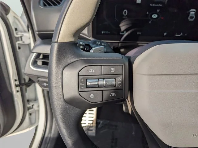 Used 2025 White Kia GT-Line Turbo image 26
