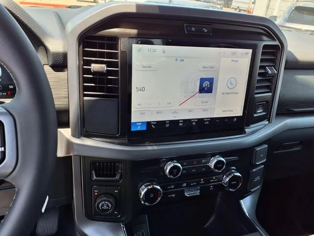 New 2026 Oxford White Ford XLT image 13