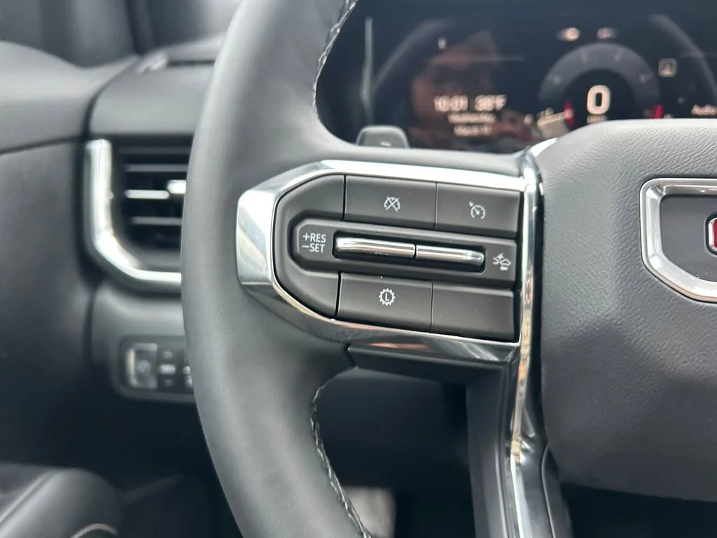 New 2026 Sterling Metallic GMC Elevation Black Edition image 20