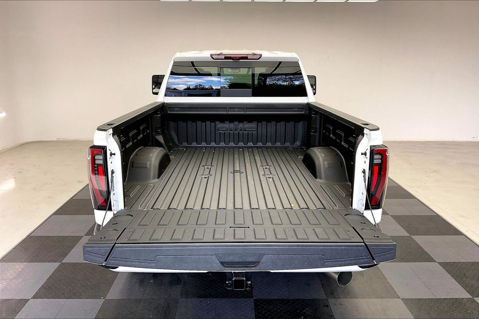 2026 GMC Sierra 3500HD AT4 - Photo 11