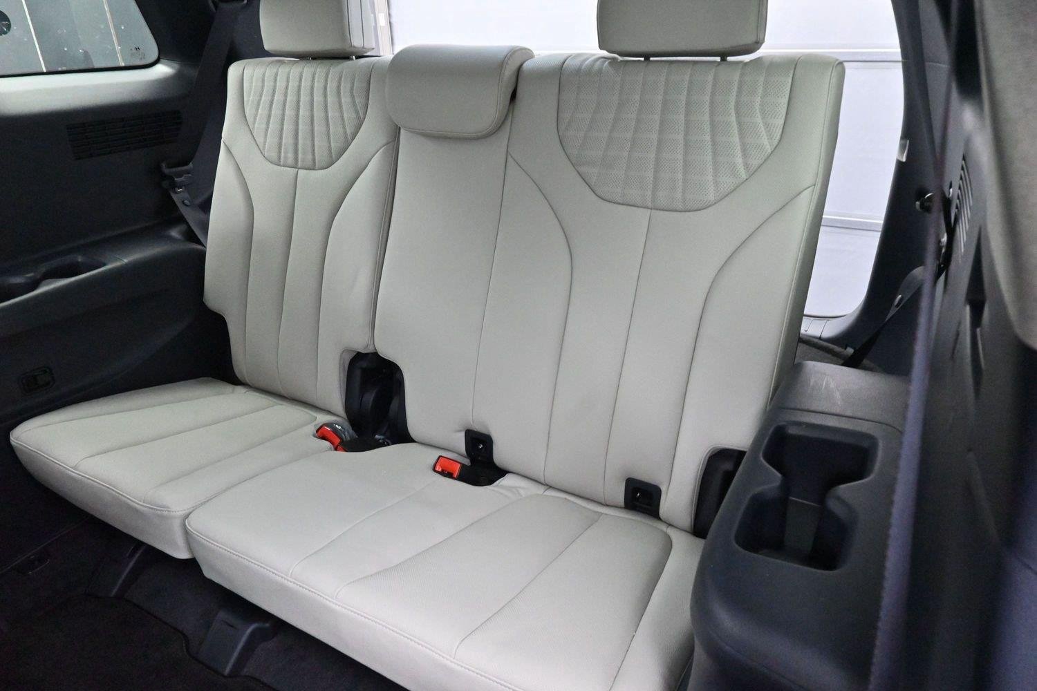 Used 2023 Abyss Black Pearl Hyundai Limited image 36