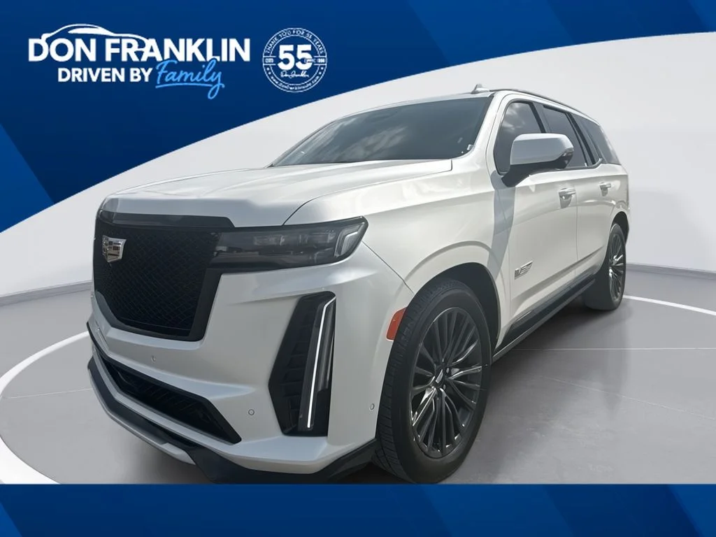Used 2023 White Cadillac V-Series image 1
