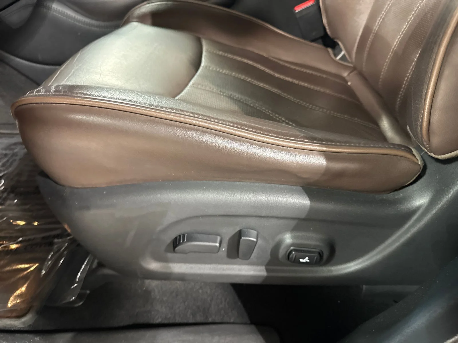 Used 2013 Green INFINITI Base image 15