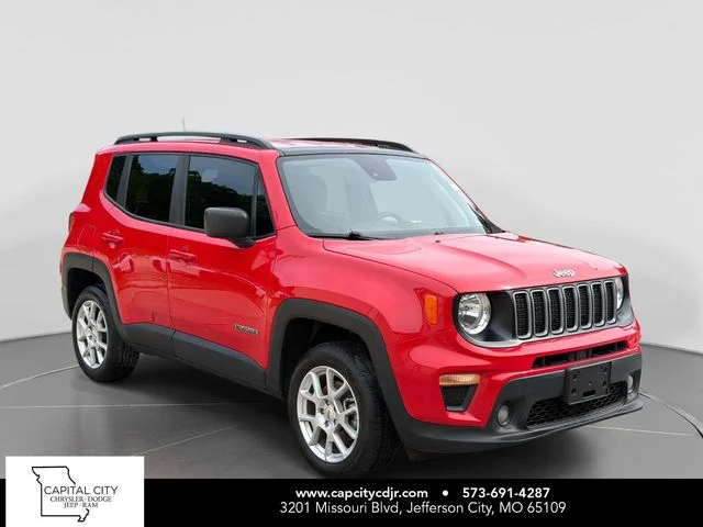 Used 2022 Red Jeep Latitude image 1