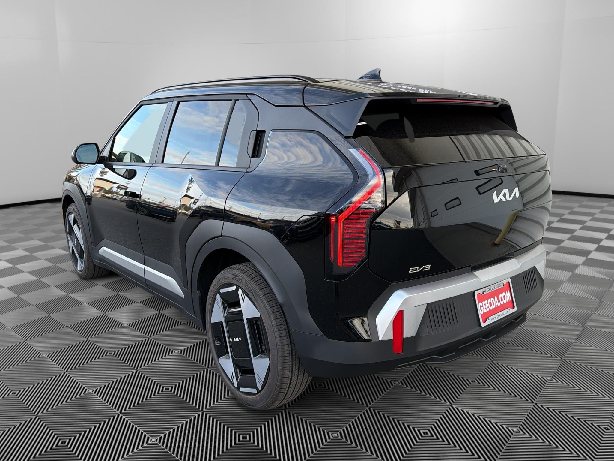 New 2027 Aurora Black Pearl Kia Wind image 6