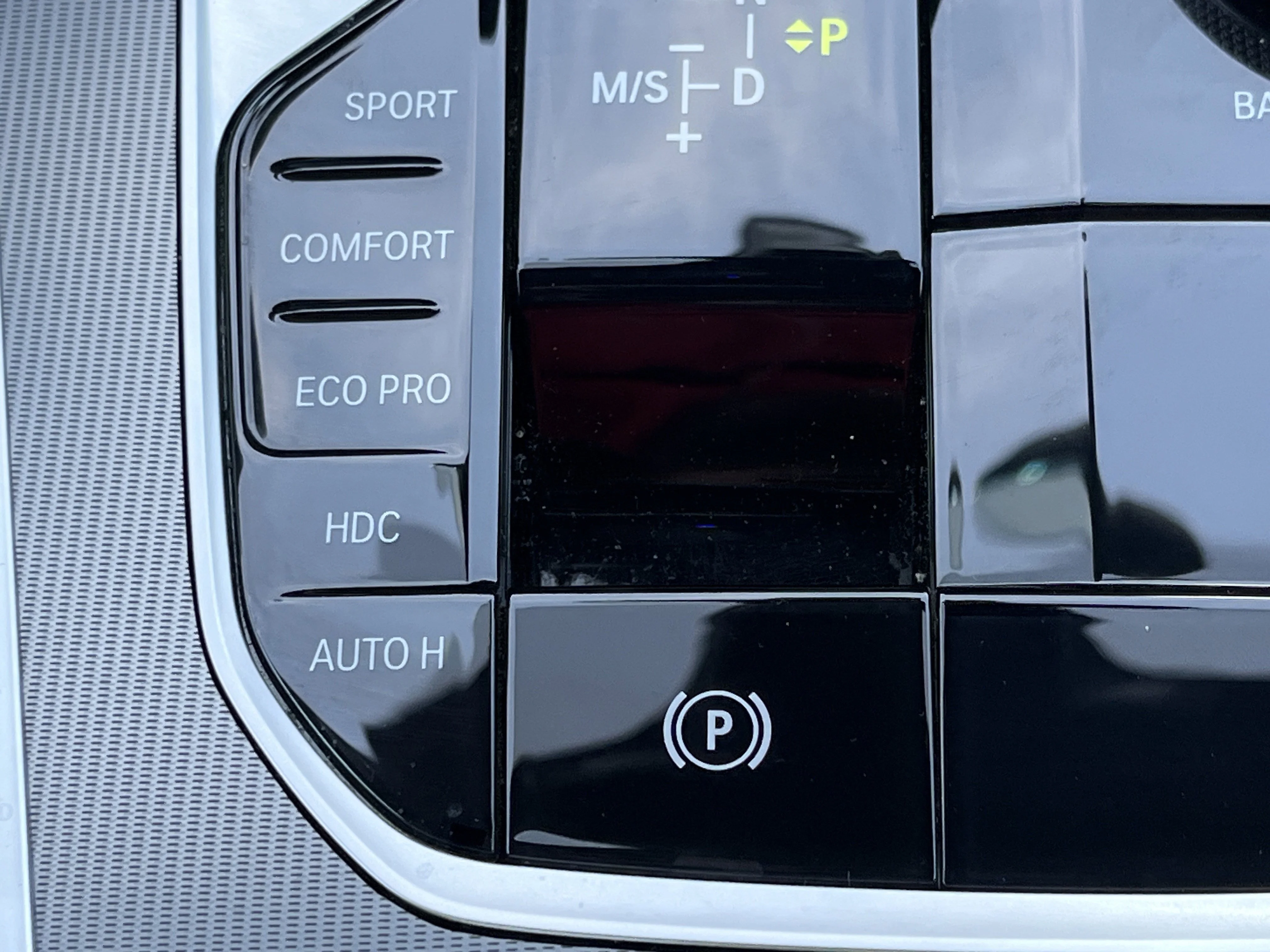 Used 2023 Jet Black BMW xDrive40i image 8