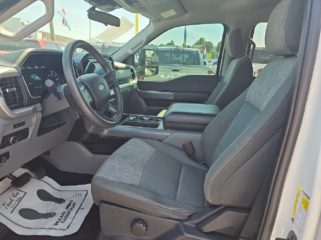 Used 2022 White Ford XL image 9