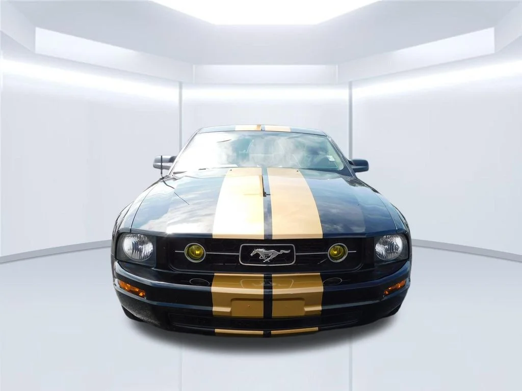 Used 2008 Black Ford V6 Premium image 8