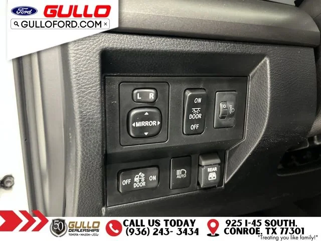Used 2021 Super White Toyota SR5 image 20